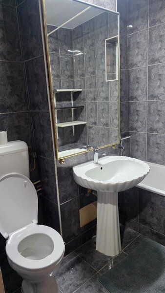 Pantelimon, Bd. Chisinau, Diham, Parcul National, semistradal,